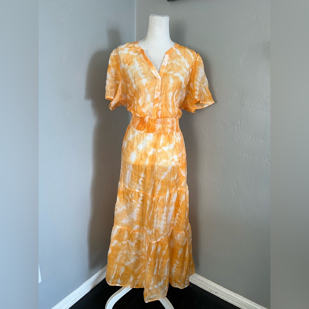 Simply Vera Vera Wang Orange and White Flutter Sleeve Sundress. Size XXL